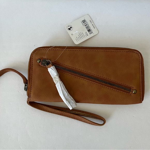 Free People Handbags - Free People Brown Vegan Wallet NWT